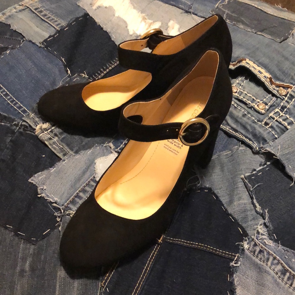 Black and gold heels.